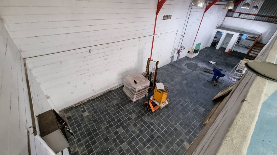 To Let Commercial Property for Rent in Woodstock Western Cape